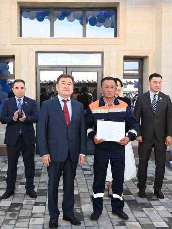 «ЖОСАЛЫ» ТЕМІРЖОЛ ВОКЗАЛЫ ЗАМАНАУИ ТАЛАПҚА САЙ ЖАҢАРТЫЛДЫ
