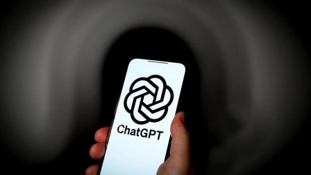 АҚШ-тың 8 штаты ChatGPT әзірлеушісін сотқа берді