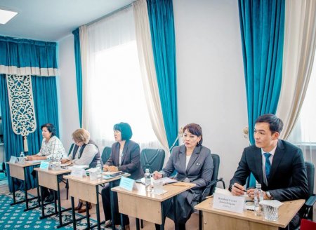 БІЛІМ БЕРУДЕГІ БАСЫМ БАҒЫТТАР АЙҚЫНДАЛЫП, ЖАУАПТЫ МІНДЕТТЕР ЖҮКТЕЛДІ
