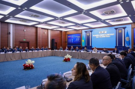 Бас прокуратурада балалардың қауіпсіздігі және жасөспірімдер арасындағы құқық бұзушылықтардың алдын алу мәселелері талқыланды